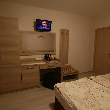 къща за гости доби Къща за гости 3*
